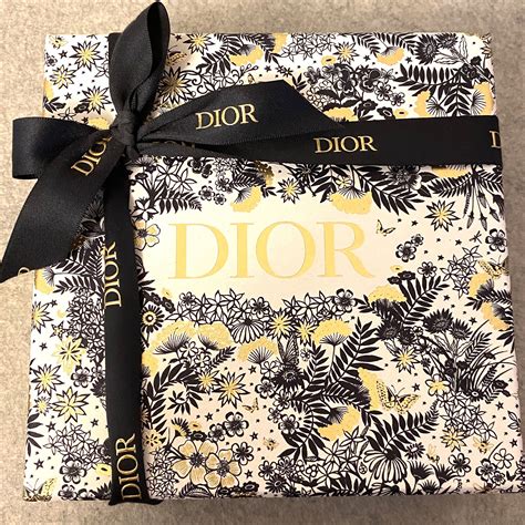 linge de maison christian dior|maison Christian Dior gift box.